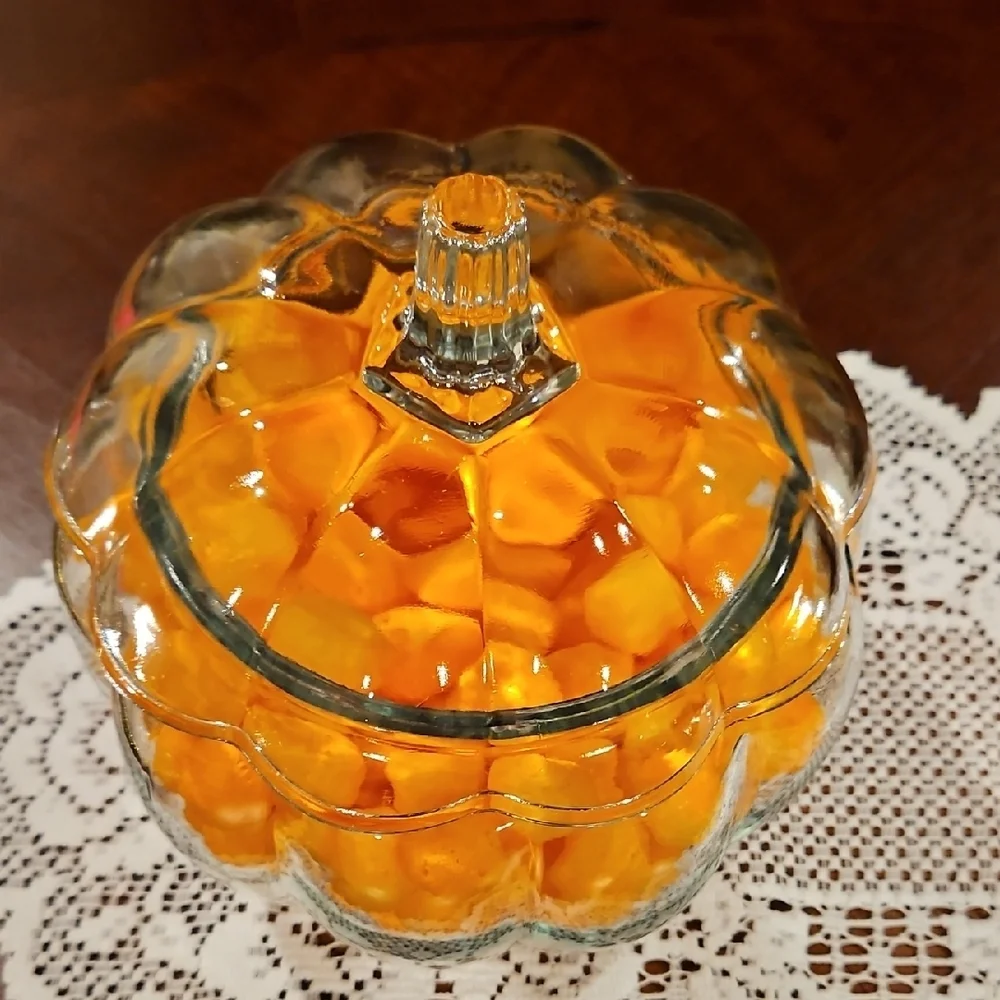 VTG Glass Pumpkin Candy/Snack/Treat/Decor Jar Canister with Lid/Ribbed Handle
